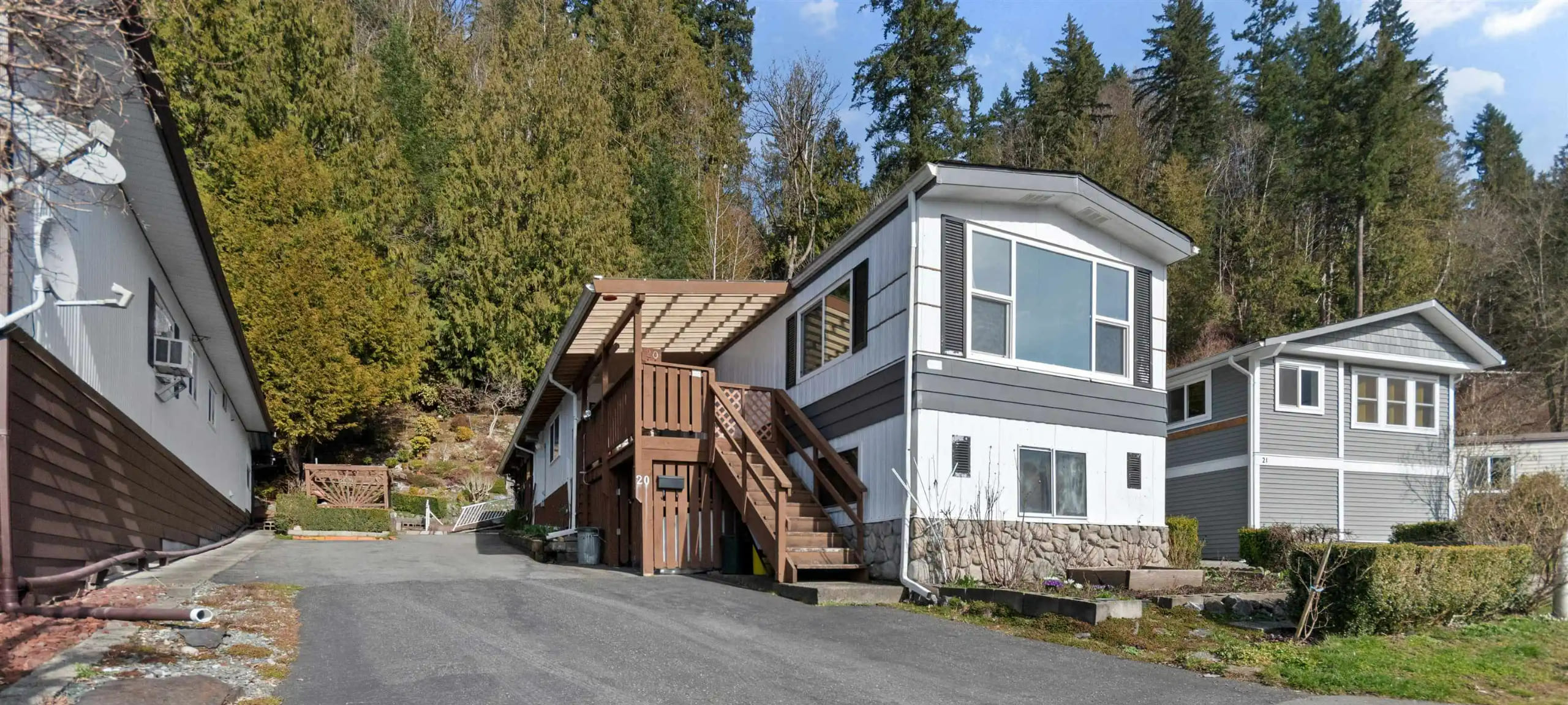 Chilliwack River Valley Homes & Condos - MLS Listings For Sale
